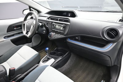 2013 Toyota Prius c Two