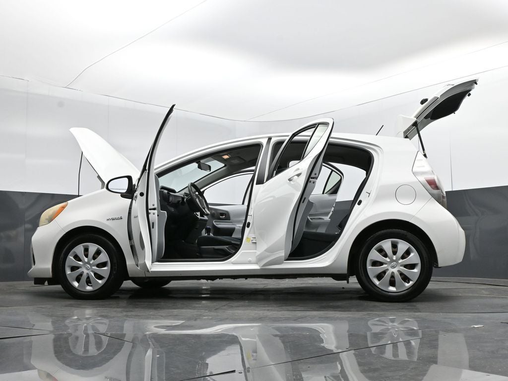 2013 Toyota Prius c Two