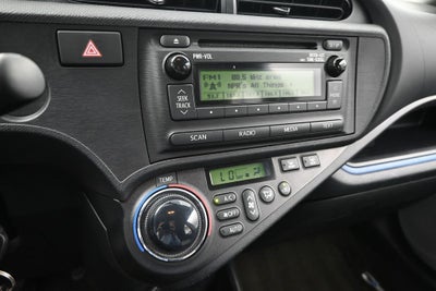 2013 Toyota Prius c Two