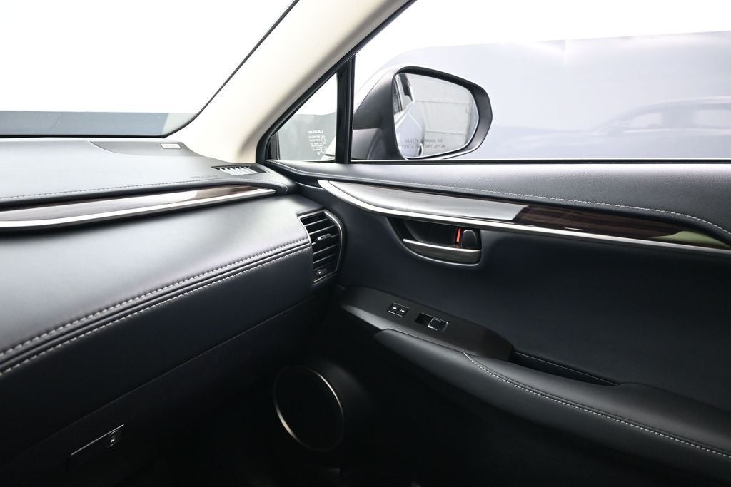 2021 Lexus NX 300h Luxury