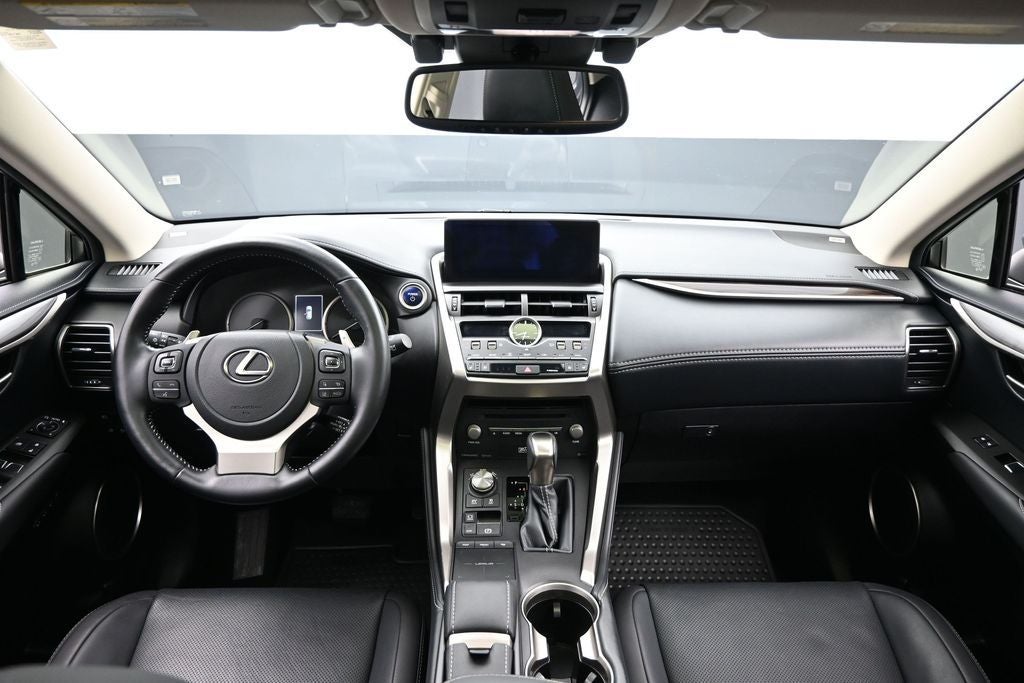 2021 Lexus NX 300h Luxury