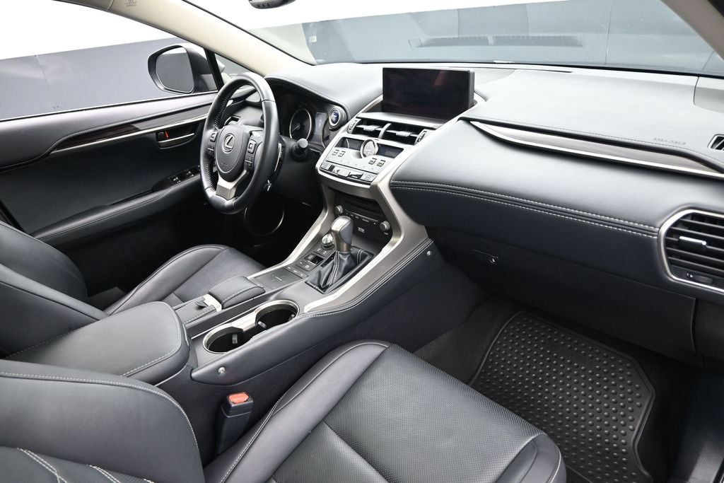2021 Lexus NX 300h Luxury