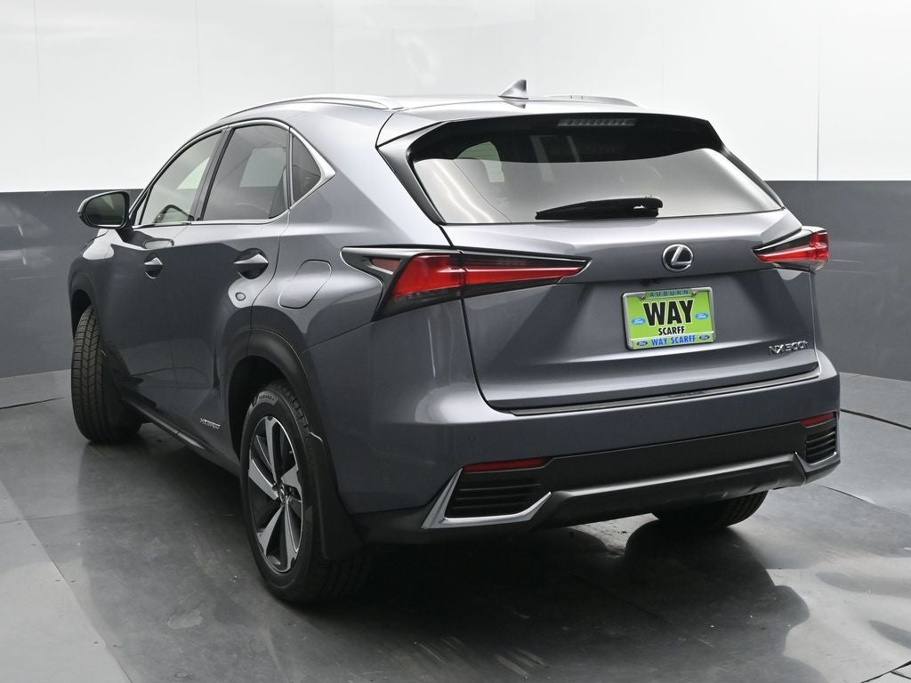 2021 Lexus NX 300h Luxury
