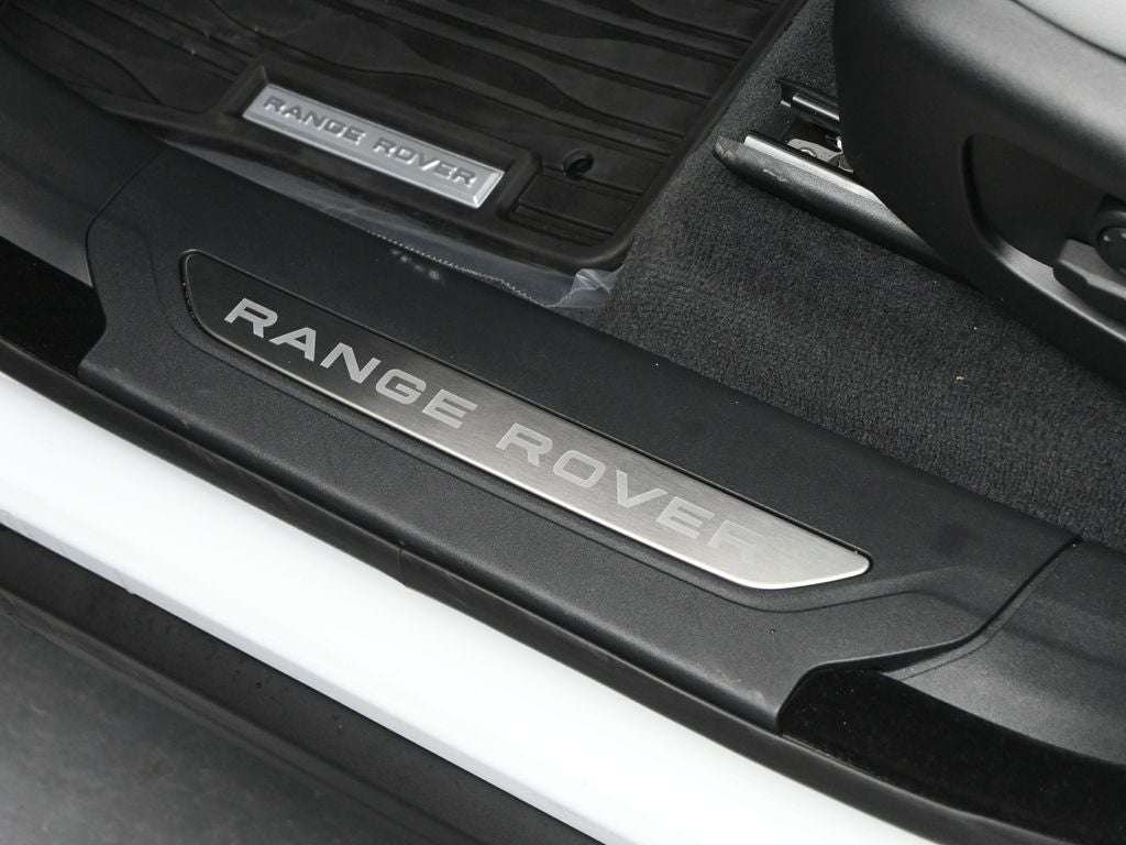 2025 Land Rover Range Rover Velar S