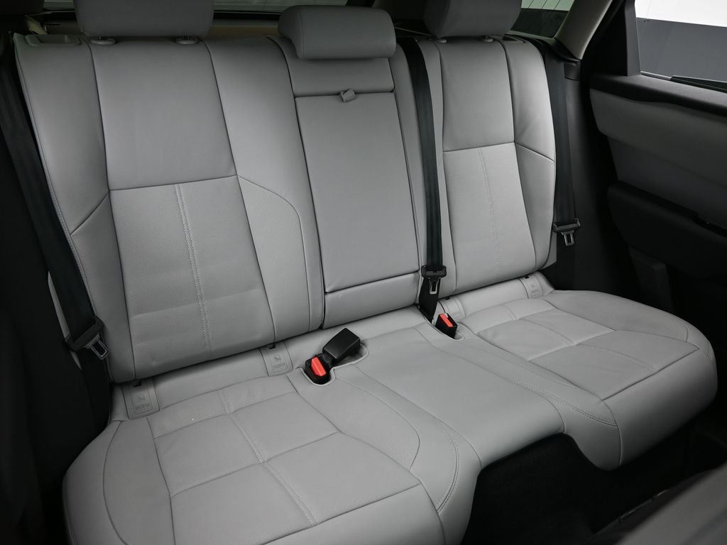 2025 Land Rover Range Rover Velar S