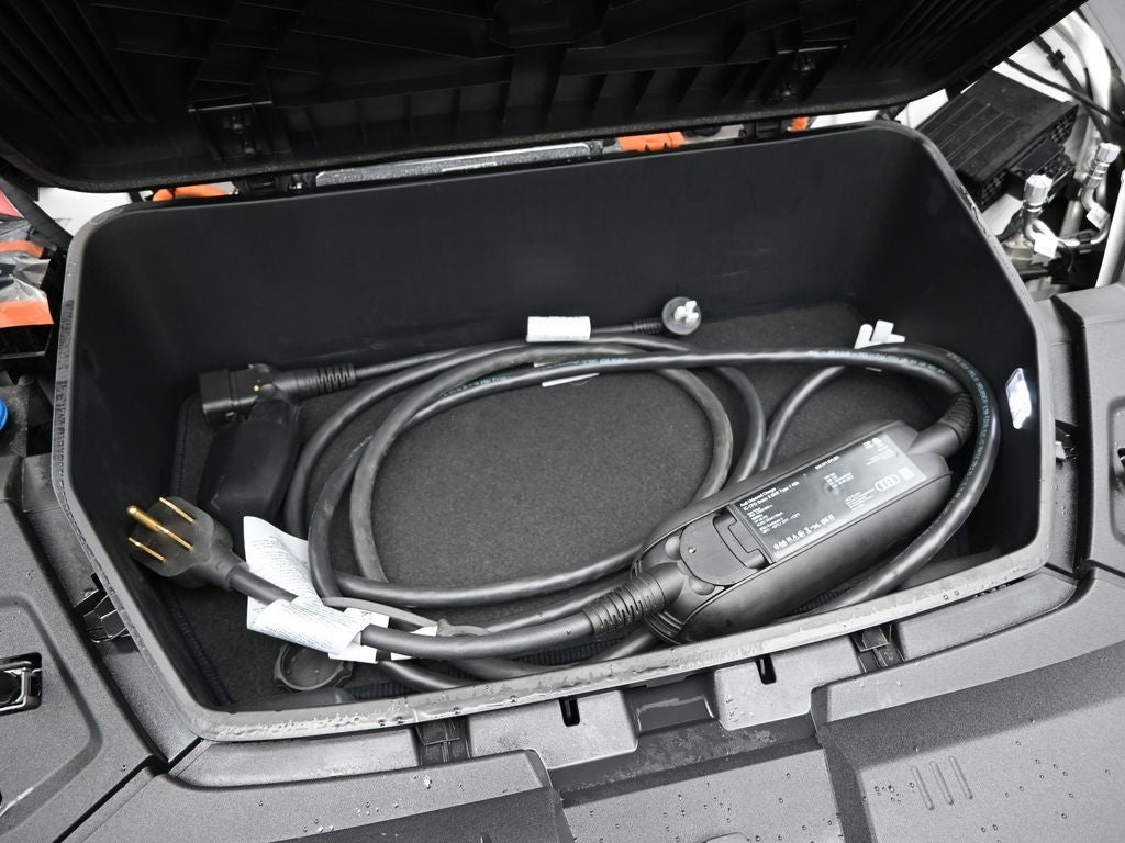 2024 Audi Q8 e-tron Prestige quattro