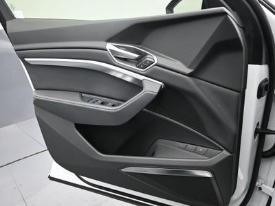 2024 Audi Q8 e-tron Prestige quattro