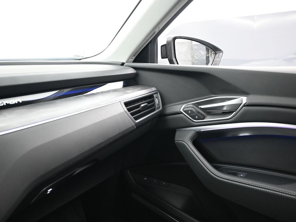 2024 Audi Q8 e-tron Prestige quattro