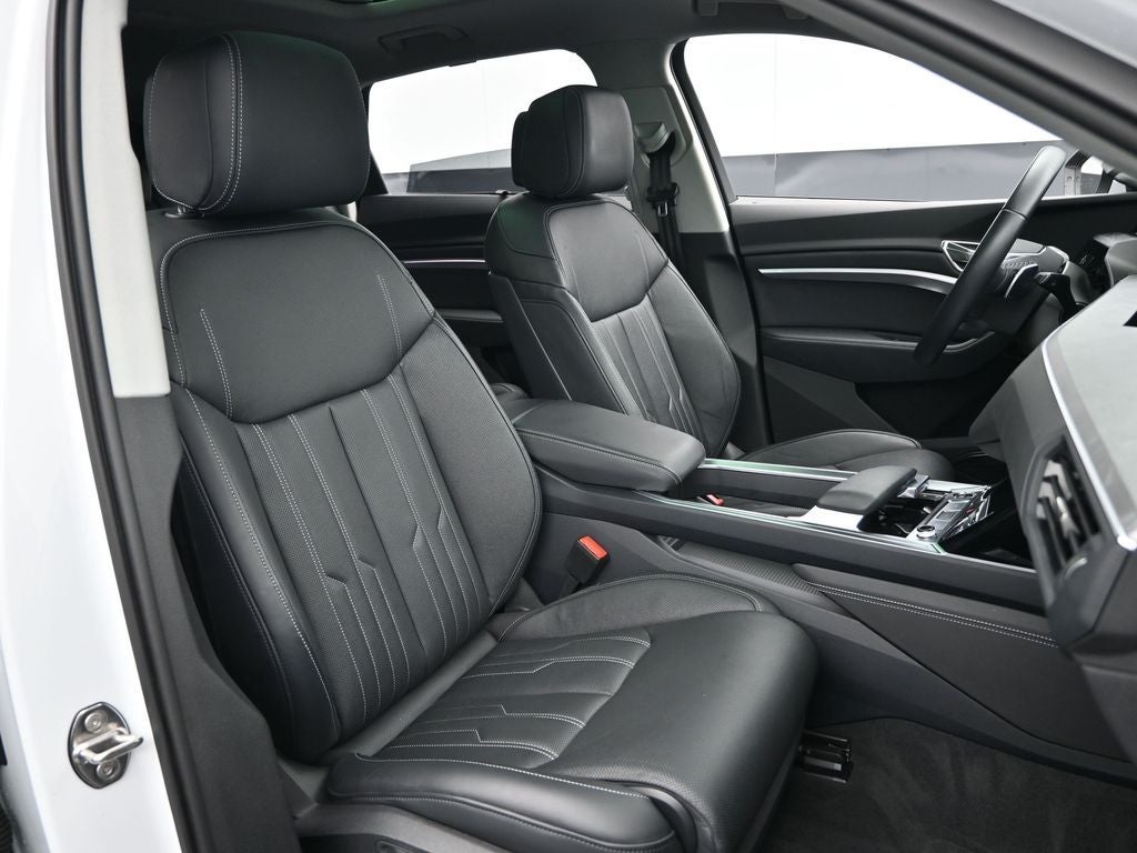 2024 Audi Q8 e-tron Prestige quattro