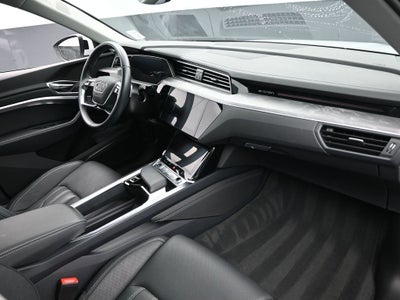 2024 Audi Q8 e-tron Prestige quattro