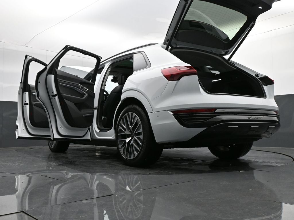 2024 Audi Q8 e-tron Prestige quattro