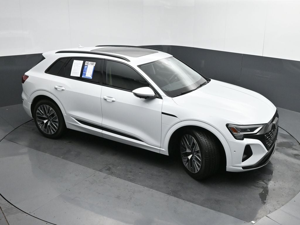 2024 Audi Q8 e-tron Prestige quattro