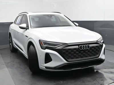 2024 Audi Q8 e-tron Prestige quattro