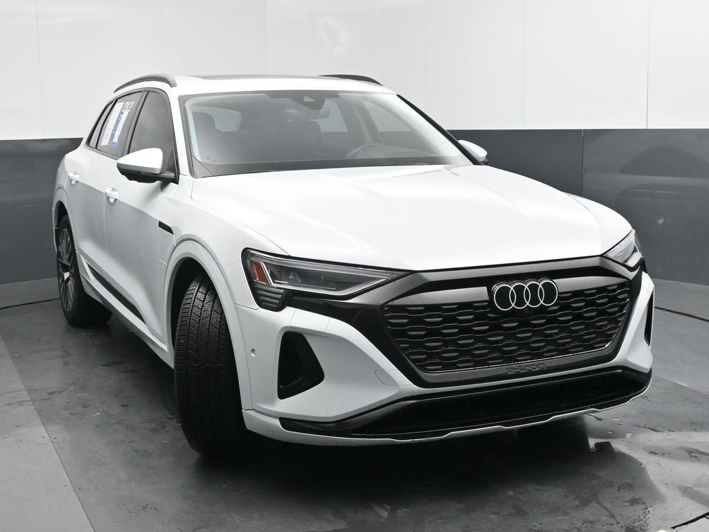 2024 Audi Q8 e-tron Prestige quattro