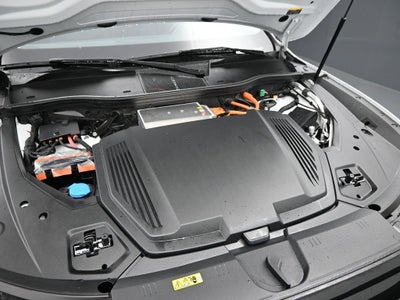 2024 Audi Q8 e-tron Prestige quattro