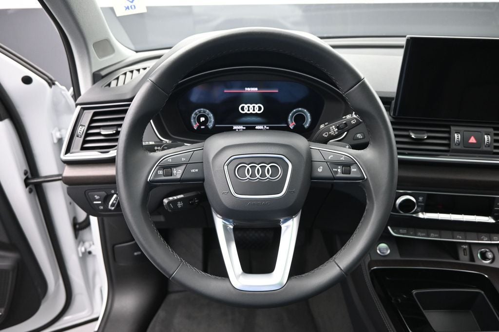 2023 Audi Q5 45 S line Premium quattro