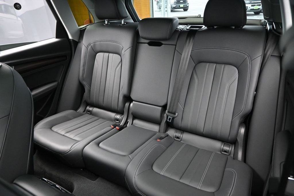 2023 Audi Q5 45 S line Premium quattro