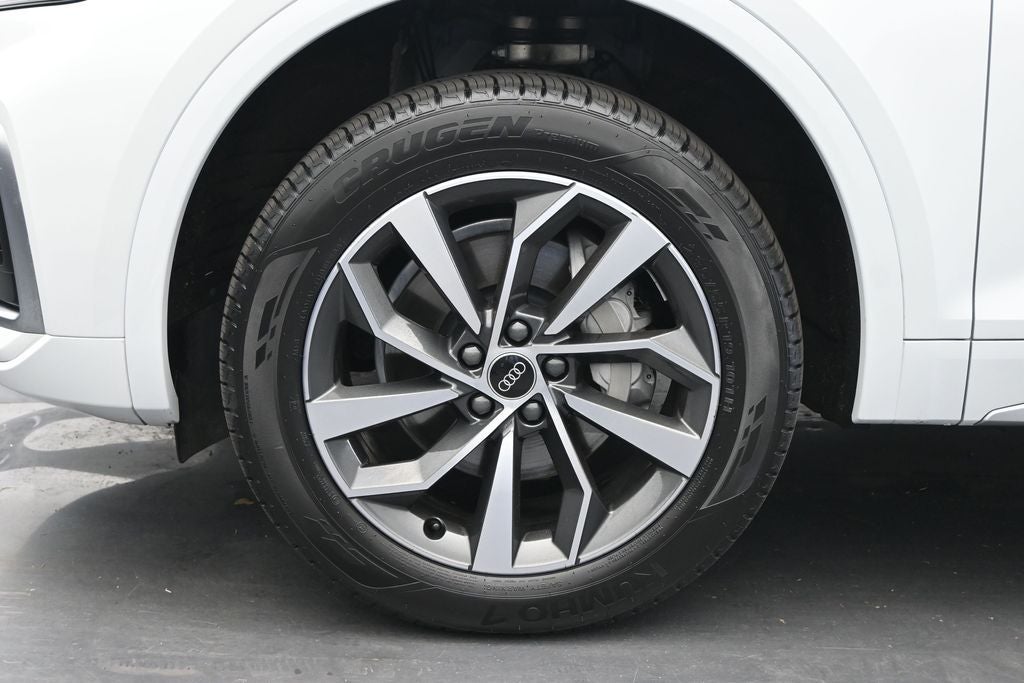 2023 Audi Q5 45 S line Premium quattro