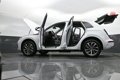 2023 Audi Q5 45 S line Premium quattro