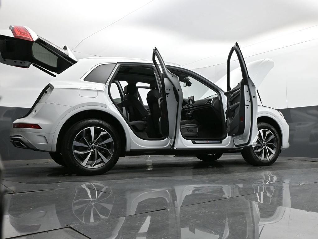 2023 Audi Q5 45 S line Premium quattro