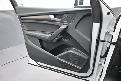 2023 Audi Q5 45 S line Premium quattro