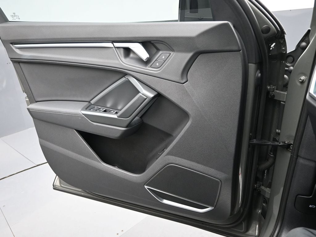 2020 Audi Q3 Prestige S line quattro