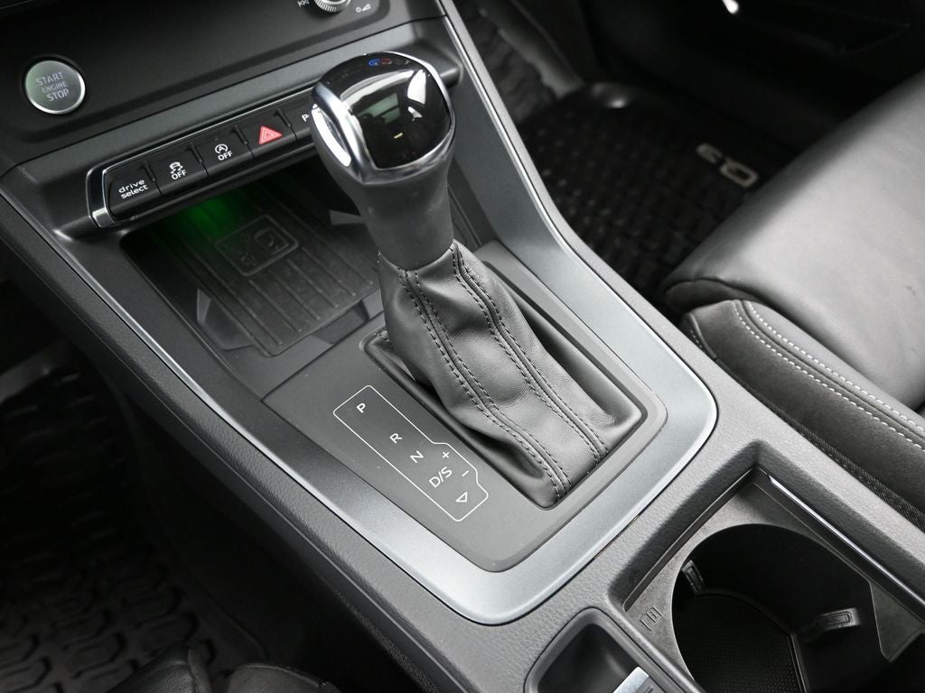 2020 Audi Q3 Prestige S line quattro