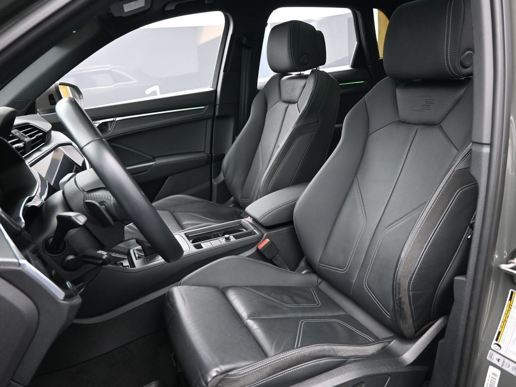 2020 Audi Q3 Prestige S line quattro