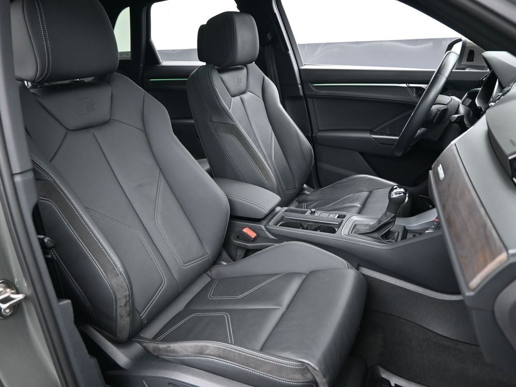 2020 Audi Q3 Prestige S line quattro