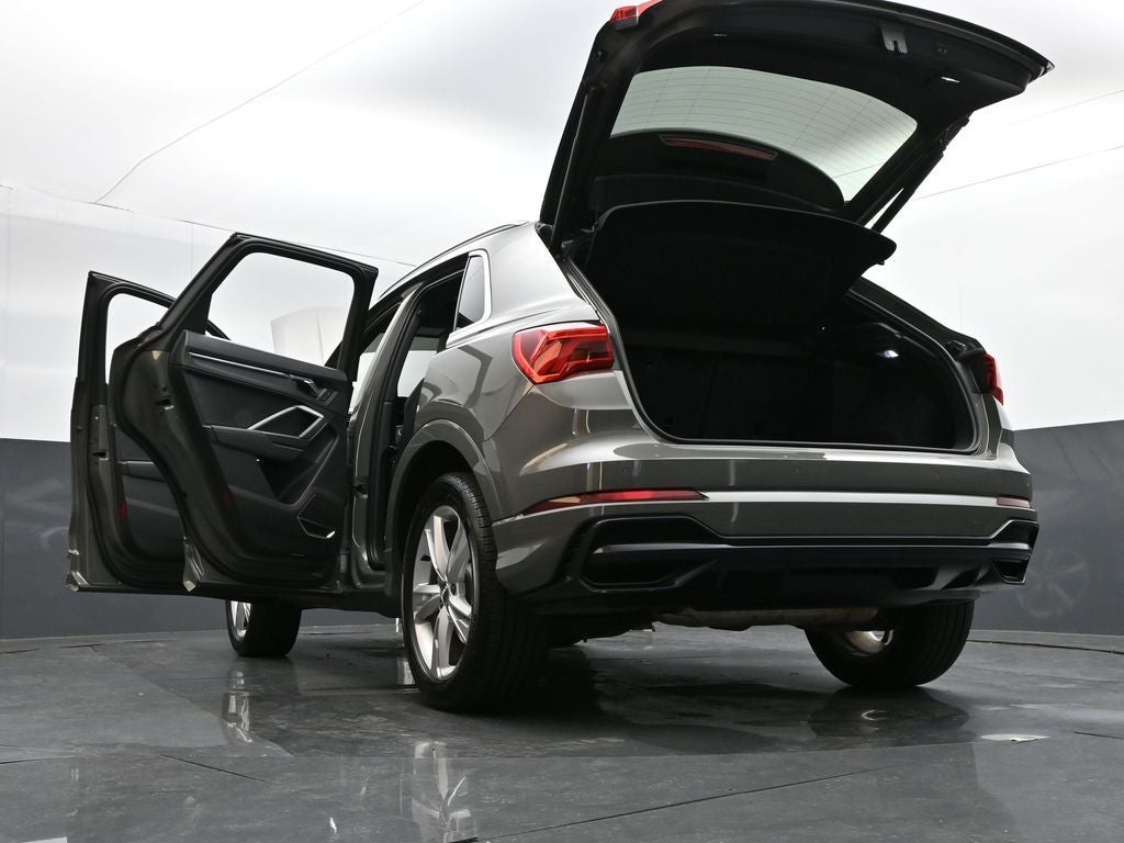 2020 Audi Q3 Prestige S line quattro