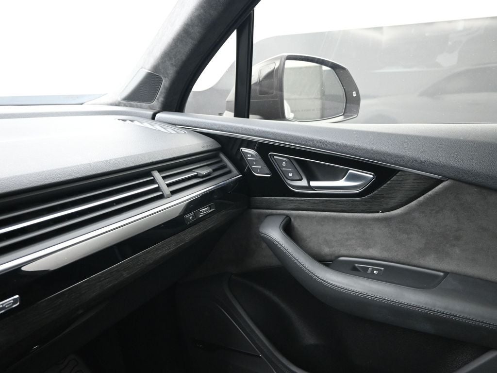 2019 Audi Q7 55 Prestige quattro