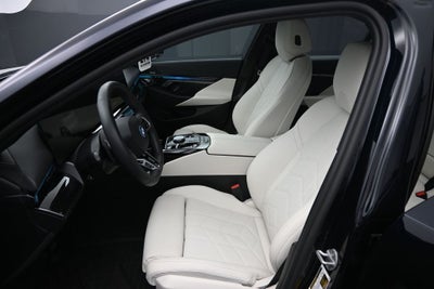 2025 BMW i5 xDrive40
