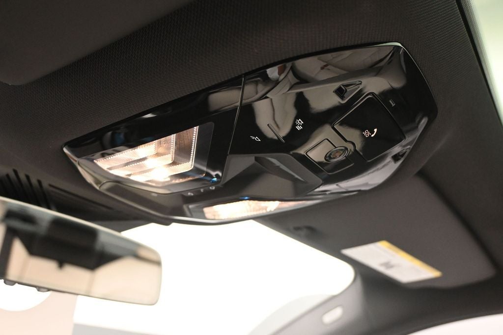 2025 BMW i5 xDrive40
