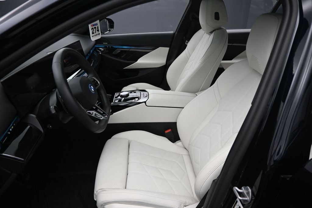 2025 BMW i5 xDrive40