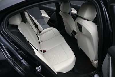 2025 BMW i5 xDrive40