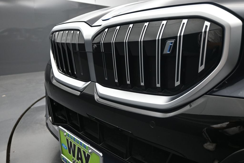 2025 BMW i5 xDrive40