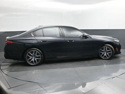 2025 BMW i5 xDrive40