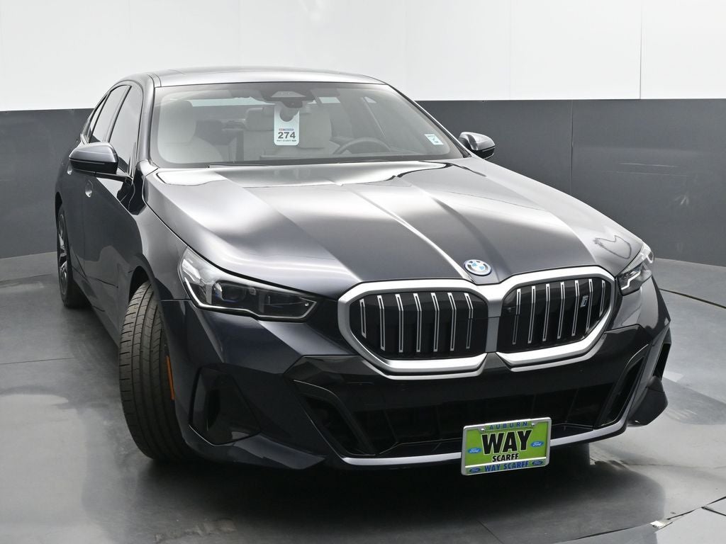 2025 BMW i5 xDrive40