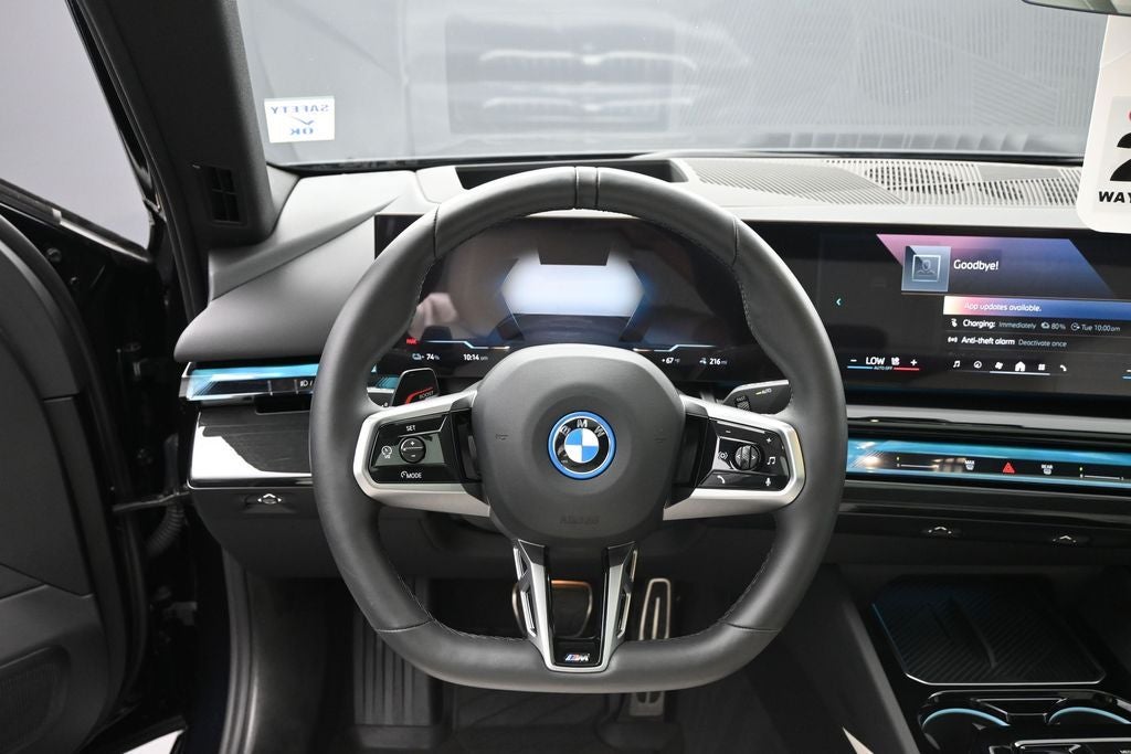 2025 BMW i5 xDrive40
