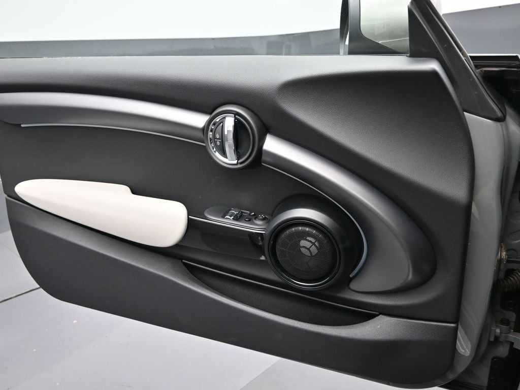 2023 MINI Cooper S Iconic