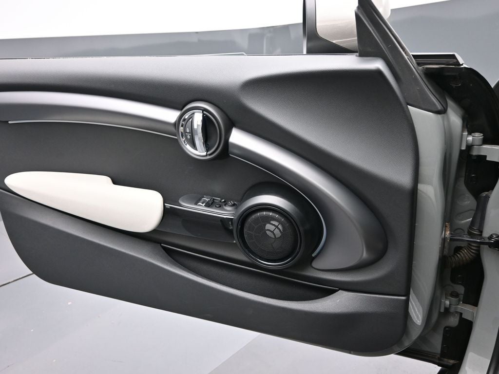 2023 MINI Cooper S Iconic