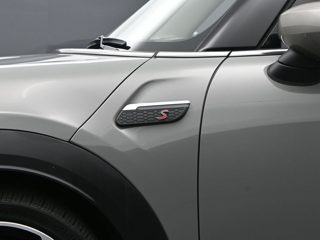 2023 MINI Cooper S Iconic