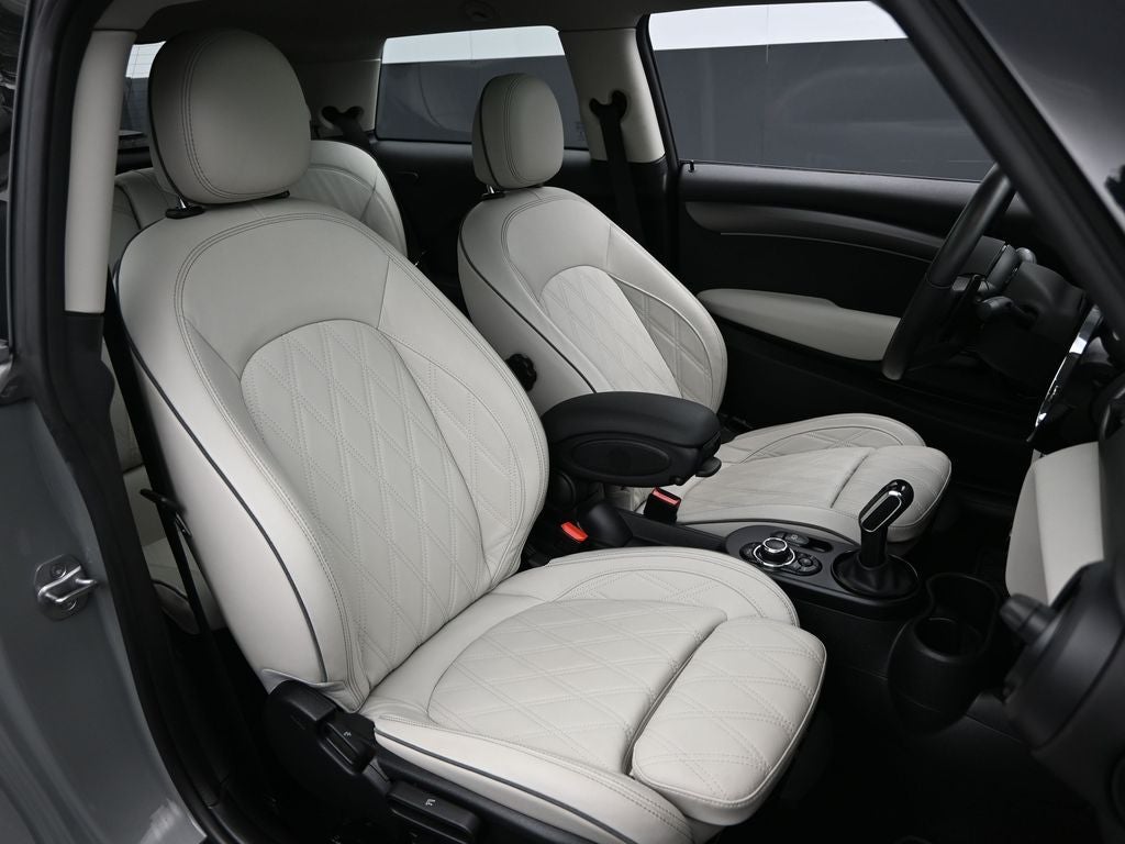 2023 MINI Cooper S Iconic