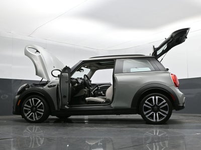 2023 MINI Cooper S Iconic