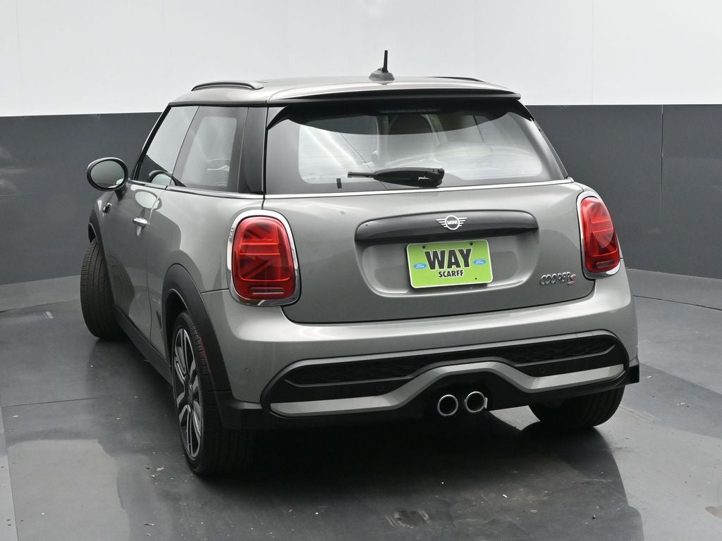 2023 MINI Cooper S Iconic