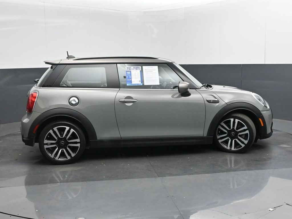 2023 MINI Cooper S Iconic