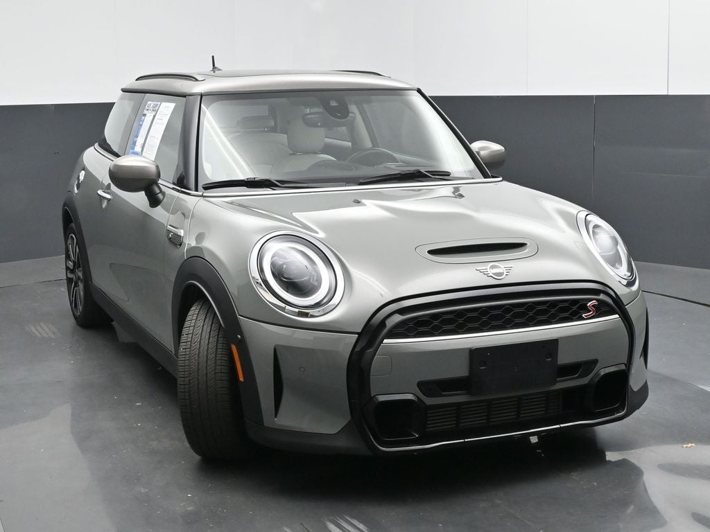 2023 MINI Cooper S Iconic