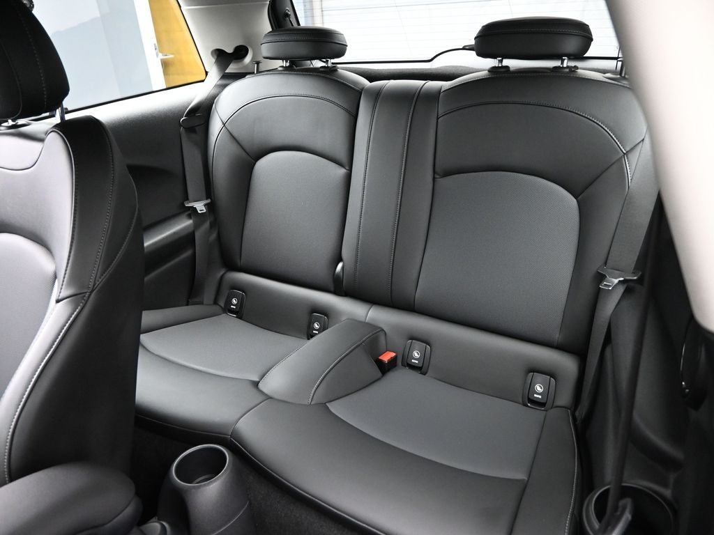 2020 MINI Cooper SE Electric Signature