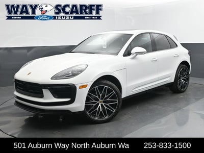 2025 Porsche Macan Base