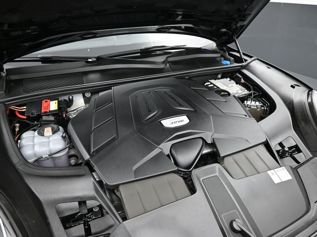 2021 Porsche Cayenne Base